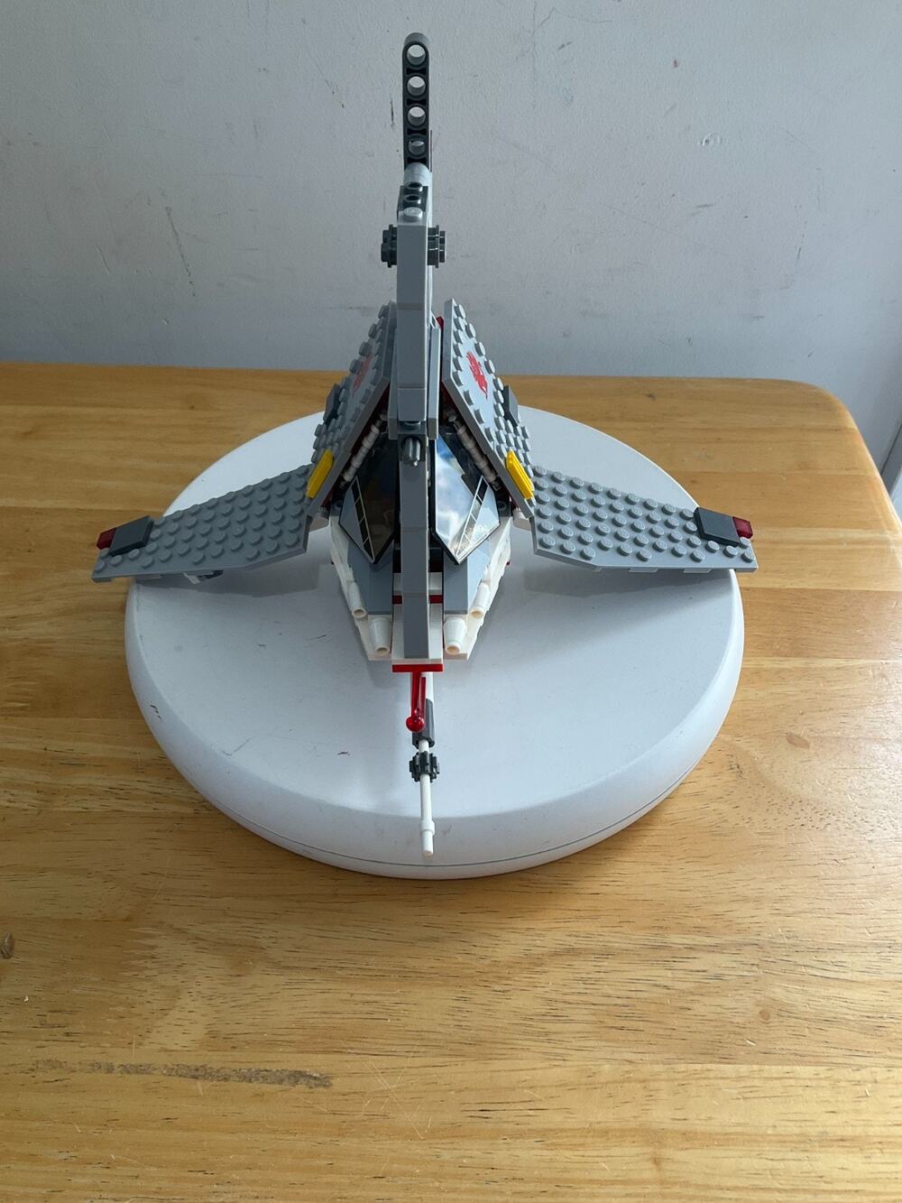 LEGO Star Wars t-16 Skyhopper 75081 With Manual No Box. As is